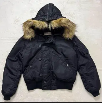 Avirex N-2B 플라이트 자켓