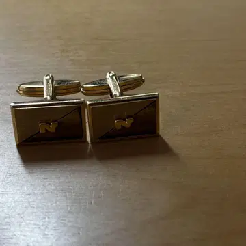 골드 커프스링크 N 로고 니나리치