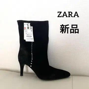 ZARA 숏부츠 스터드 가죽