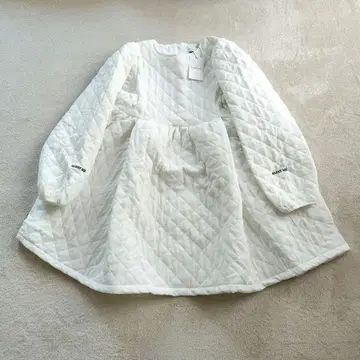 택 포함 미사용 새상품 마리미 퀼팅 원피스 화이트