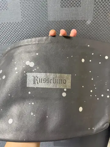 Russeluno 클러치백