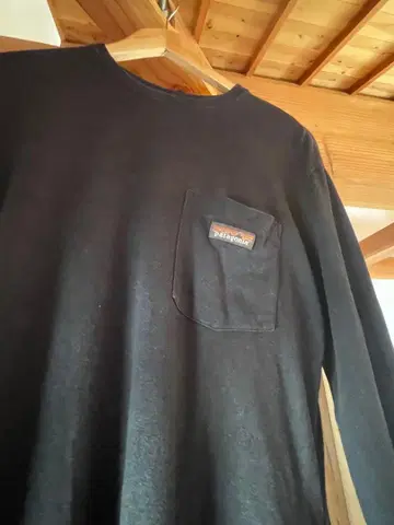 Patagonia 짙은 그레이 긴팔 셔츠 롱티