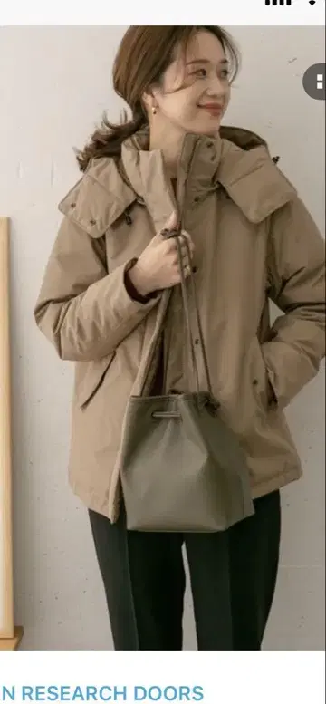 어반 리서치 다운 자켓