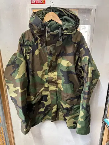 00년대 미군 실품 ECWCS 1st GEN 후기형 PARKA USA제