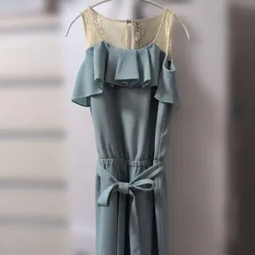스카이블루 프릴 레이스 올인원