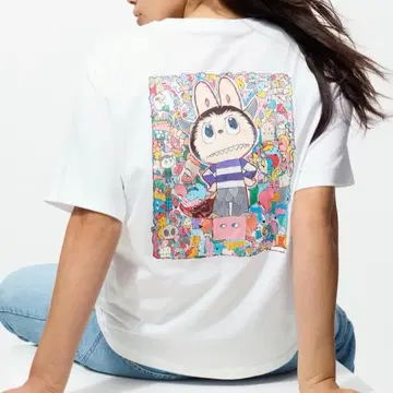 러브브 유니클로 콜라보 XL 화이트 블랙 2장 세트