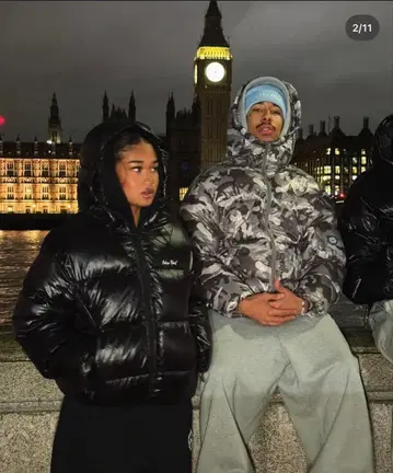 broken planet 다운 자켓