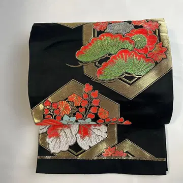 후쿠로 오비 꽃무늬 블랙 컬러 금실 자수 성인식 결혼식 파티