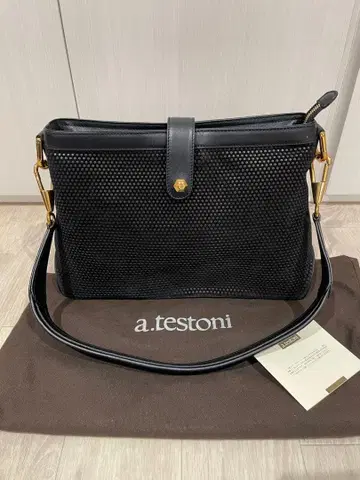 a.testoni 블랙 가죽 숄더백