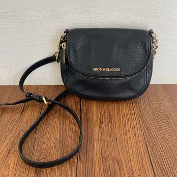 MICHAEL KORS 마이클코어스 골드 로고 숄더백