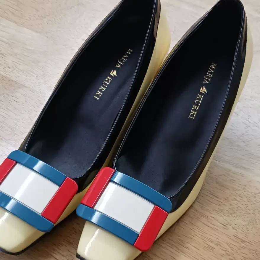 Maria Kurki Enamel Pumps