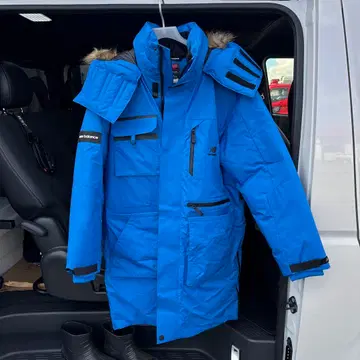 뉴발란스 다운 코트 일본 사이즈 XL