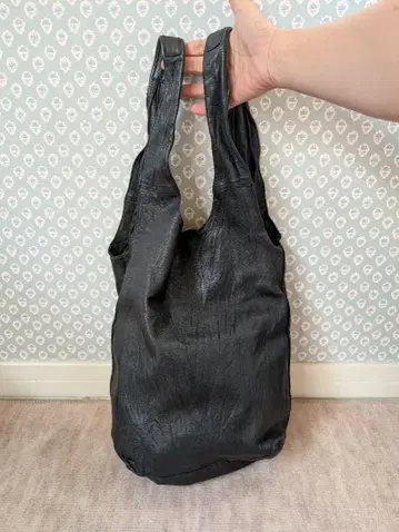 시사이드 프리라이드 숄더백 가죽 천연 가죽 블랙 새상품급