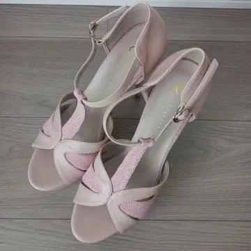 Rhea Tan Design 핑크 하이힐 샌들