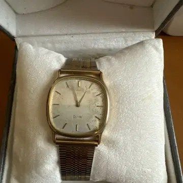 OMEGA 아날로그 손목시계 실버 골드