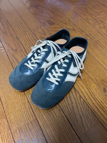 드리스 반 노튼 스니커즈 43