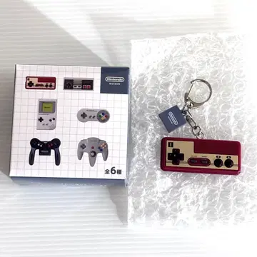 [ 새상품 ] Nintendo 패미컴 키링 닌텐도 뮤지엄 한정판 레어