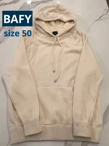 BAFY 아이보리 후드 부착 니트 후드티