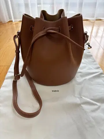 VASIC  숄더백 브라운