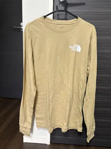 THE NORTH FACE 베이지 긴팔 셔츠