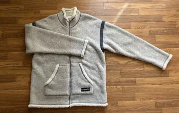 used MCM LEGERE 울 니트 자켓 사이즈 L 구제 의류