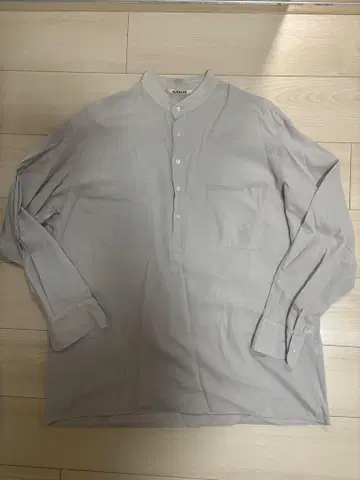 AURALEE 블루 그레이 노카라 긴팔 셔츠