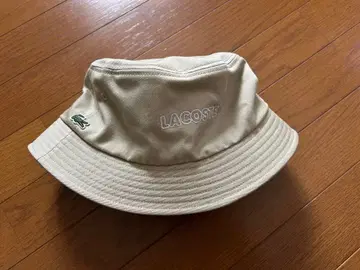 LACOSTE 버킷햇 베이지 58cm