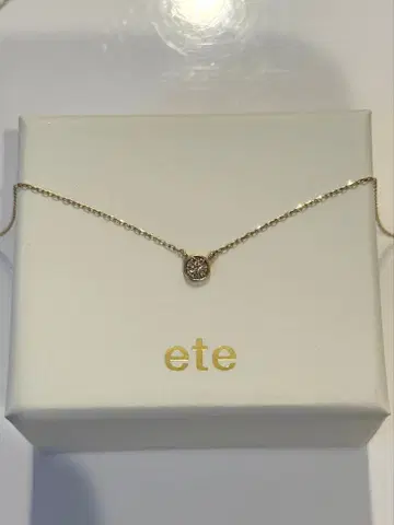ete K10YG 브릴리언트 다이아몬드 목걸이 (상자 없음)