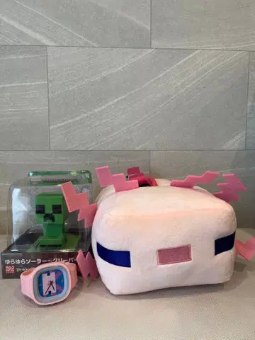 마인크래프트 우파루파 손목시계 봉제 인형 흔들흔들 솔라 리스트워치