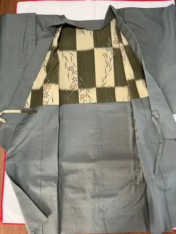 그레이 겉옷 스트라이프 꽃무늬 안감