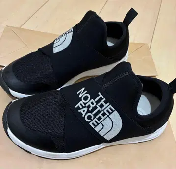 THE NORTH FACE 스니커즈 슬립온