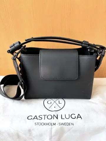 GASTON LUGA 가스통루가 스플래쉬니 블랙