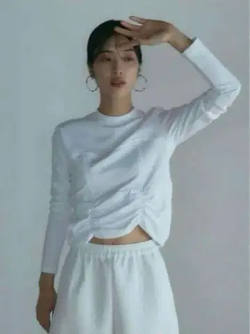 meer.메아 CORSET DESIGN TOP