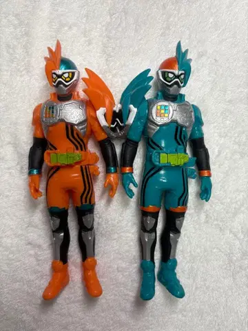 가면라이더 이그제이드 소프트 비닐 2체 세트