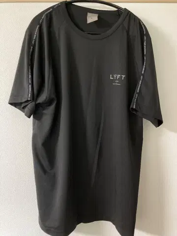 LYFT 블랙 T셔츠 L 사이즈