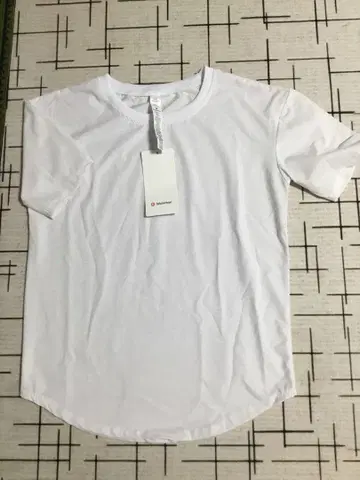 lululemon 화이트 사이즈 8 반팔 티셔츠