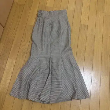 [ 택 포함 ] MURUA 체크 무늬 플레어 롱 스커트