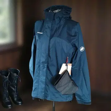 [ 미사용 새상품 ] 마이크로레이어 2.0 하드쉘 후디드 자켓