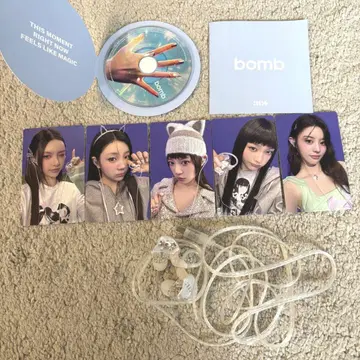 ILLIT 미니 앨범 이어폰 포함