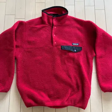 Patagonia 플리스 자켓 빨간색 x 블랙