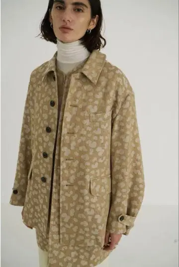 클라네 LEOPARD HUNTING JACKET