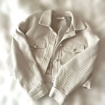 RIVIETTA 펄 버튼 부착 자켓