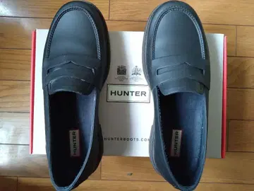HUNTER 블랙 로퍼