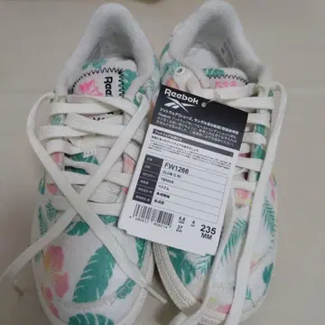 Reebok 꽃무늬 스니커즈 23.5cm