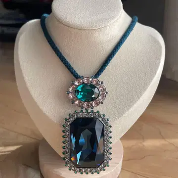 SWAROVSKI 목걸이