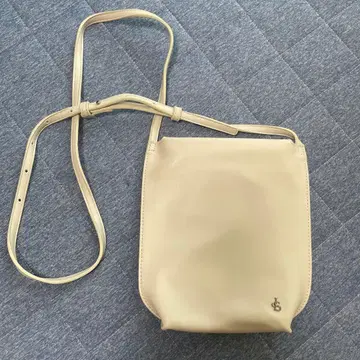 JEANASIS 크림색 숄더백