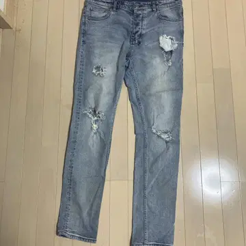 ksubi 데미지 가공 데님 팬츠 라이트 블루