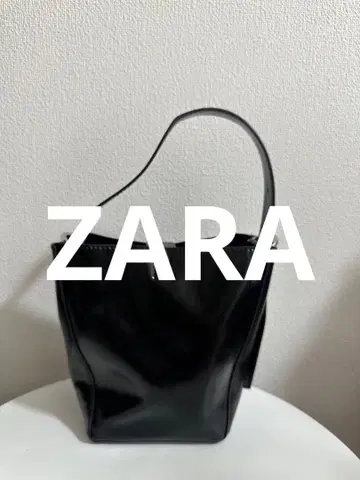 새상품급 ZARA 2WAY 버킷백 숄더 스트랩 포함 블랙