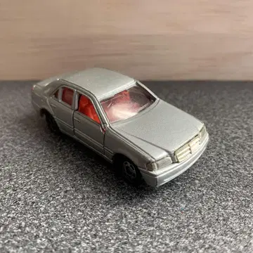 타카라토미 토미카 벤츠 C-CLASS 1994년