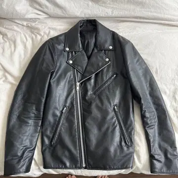 [ 새상품급 ] UNIQLO 블랙 더블 라이더 자켓